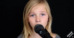 Meisje is pas 11 jaar oud. Maar dat zou je niet zeggen als je haar stem hoort!