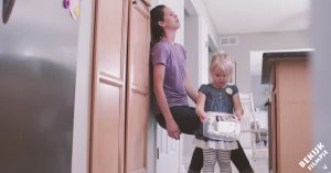 Schitterend: een ‘normale’ dag door de ogen van een moeder én van een kind
