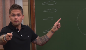 André Hazes legt klas uit hoe baby’s worden gemaakt