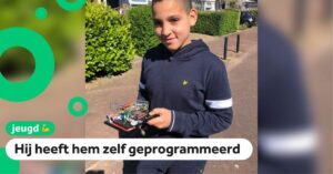 Toppertje! De 12-jarige Wail bedenkt handig apparaat om 1.5 meter afstand te houden