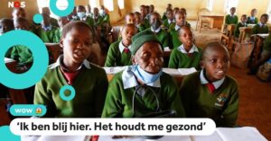 Wat een schattige vrouw: 98-jarige oma Priscilla zit op de basisschool