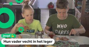 Deze 2 broertjes zijn gevlucht, maar hun vader is nog in Oekraïne en vecht voor zijn land