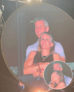 VIDEO: Je geheime affaire wordt vastgelegd tijdens Coldplay concerts.. Oeps..