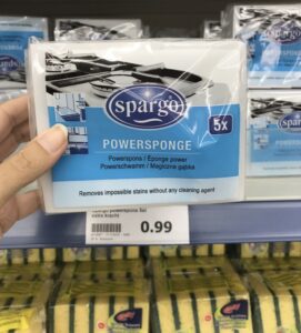 Deze witte sponsjes van de Action kosten slechts €0,99.. Je kunt niet meer zonder!