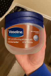 Zet een potje Vaseline in de gootsteen en je wilt het daarna nooit meer missen