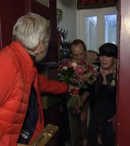 Kijkers van Miljoenenjacht zeggen allemaal hetzelfde over de thuiswinnaars: ‘Wat komt dit geld goed terecht’