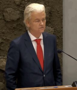 Net binnen: Geert Wilders stopt voorlopig met zijn campagne