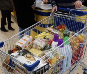 Wat als we vandaag nog met de Gulden betaalden? Zo duur zouden boodschappen nu zijn!
