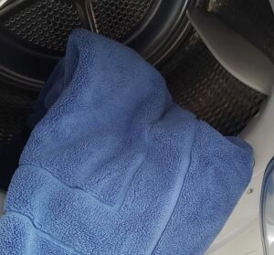 Badmat in de wasmachine? Deze 2 fouten maken je wasmachine kapot!