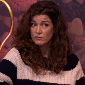 Bijna niemand zag dit kleine detail als eerbetoon aan Dieuwertje Blok in het Sinterklaasjournaal.