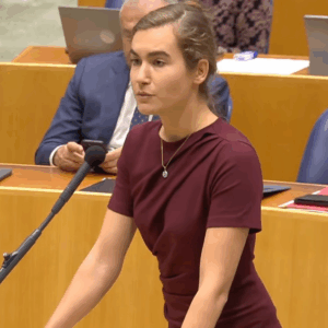 Pikant-fragmentje van Lidewij de Vos zorgt voor ophef: ‘Koud?’